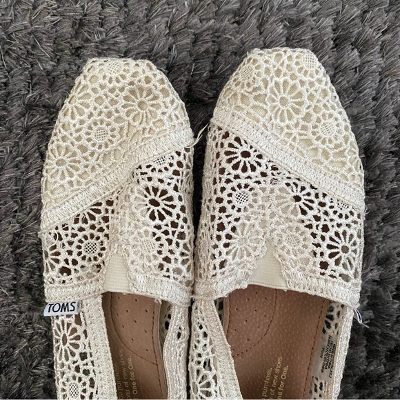Lace toms - Picture 2 of 7